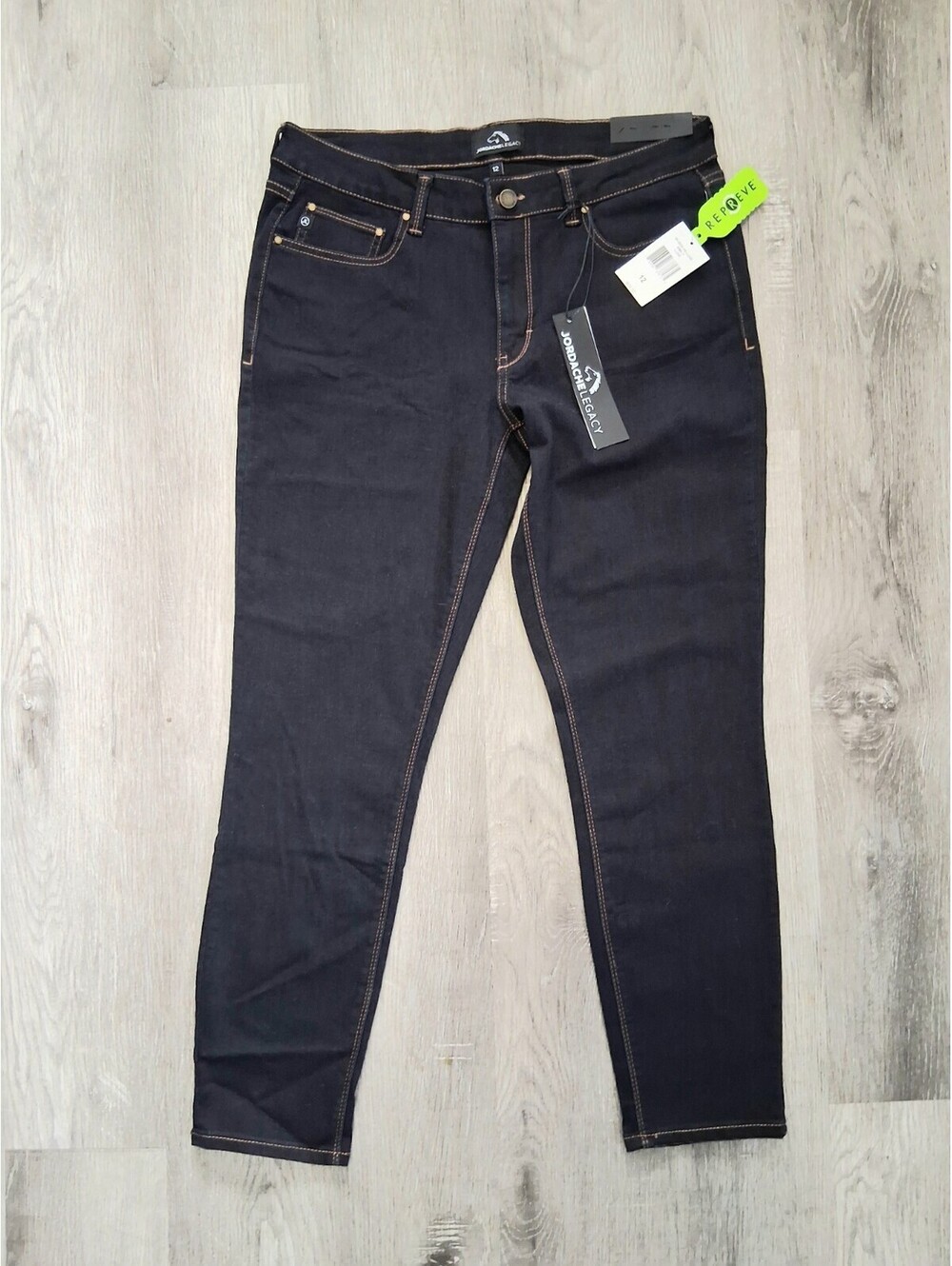 NWT Jordache Legacy Emily Women's Size 12, 31.5x27 Mid Rise Ankle Skinny Jeans